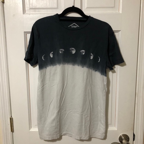 Moon Gradient Tshirt - Picture 1 of 3